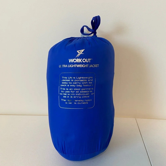 EUC | Adult workout ultra lightweight electric blue‎ puffer jacket — medium - Picture 2 of 8